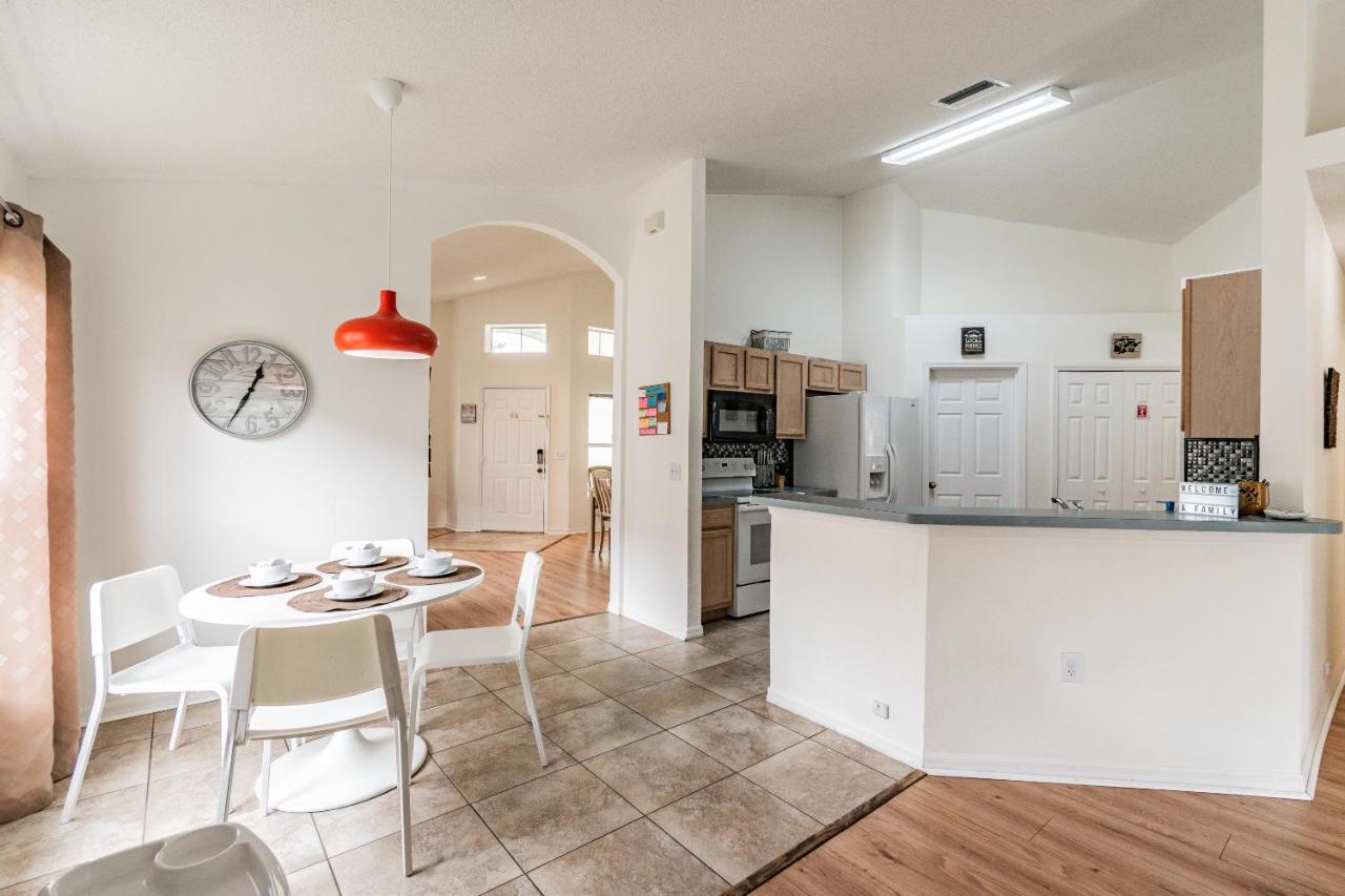 Spacious Villa With Private Pool - No Carpet - Disney Area Kissimmee Exterior photo